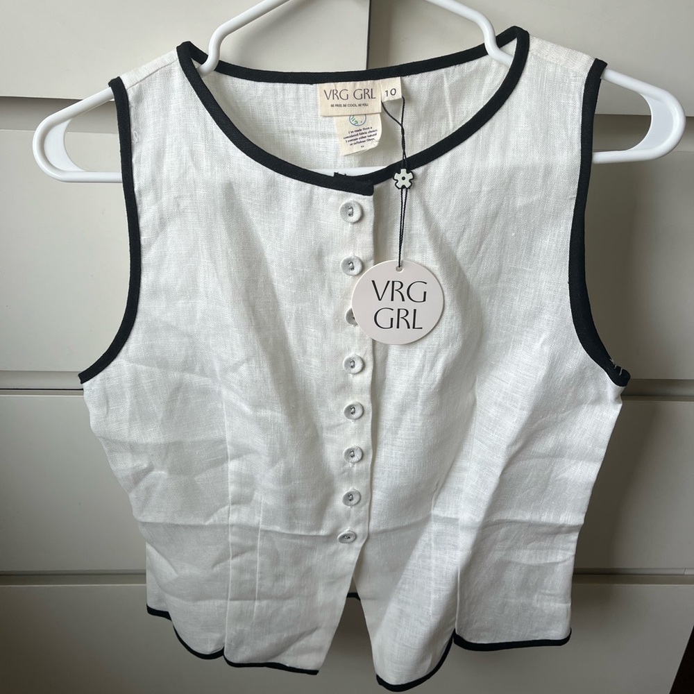 NWT Vrg Grl White Linen Top